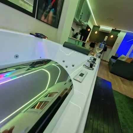 Sensual Sierra Vip Apartment